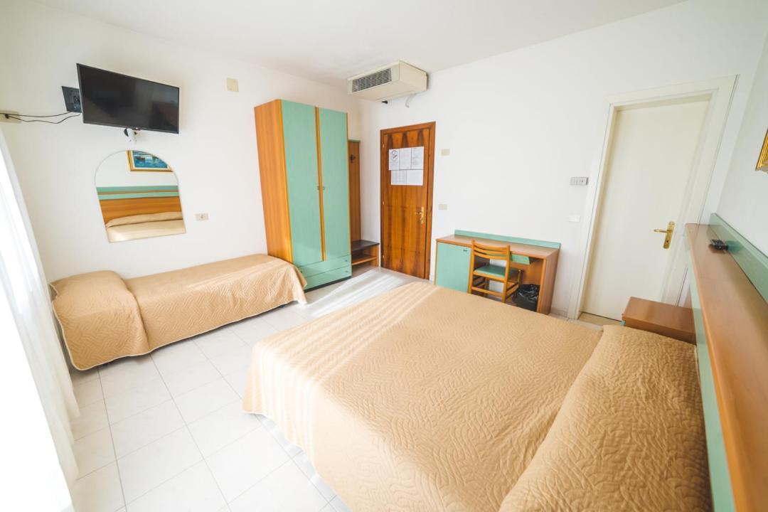 Hotel Grand Prix Sottomarina Εξωτερικό φωτογραφία