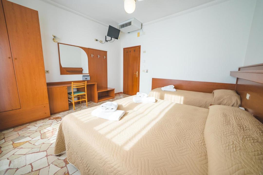 Hotel Grand Prix Sottomarina Εξωτερικό φωτογραφία